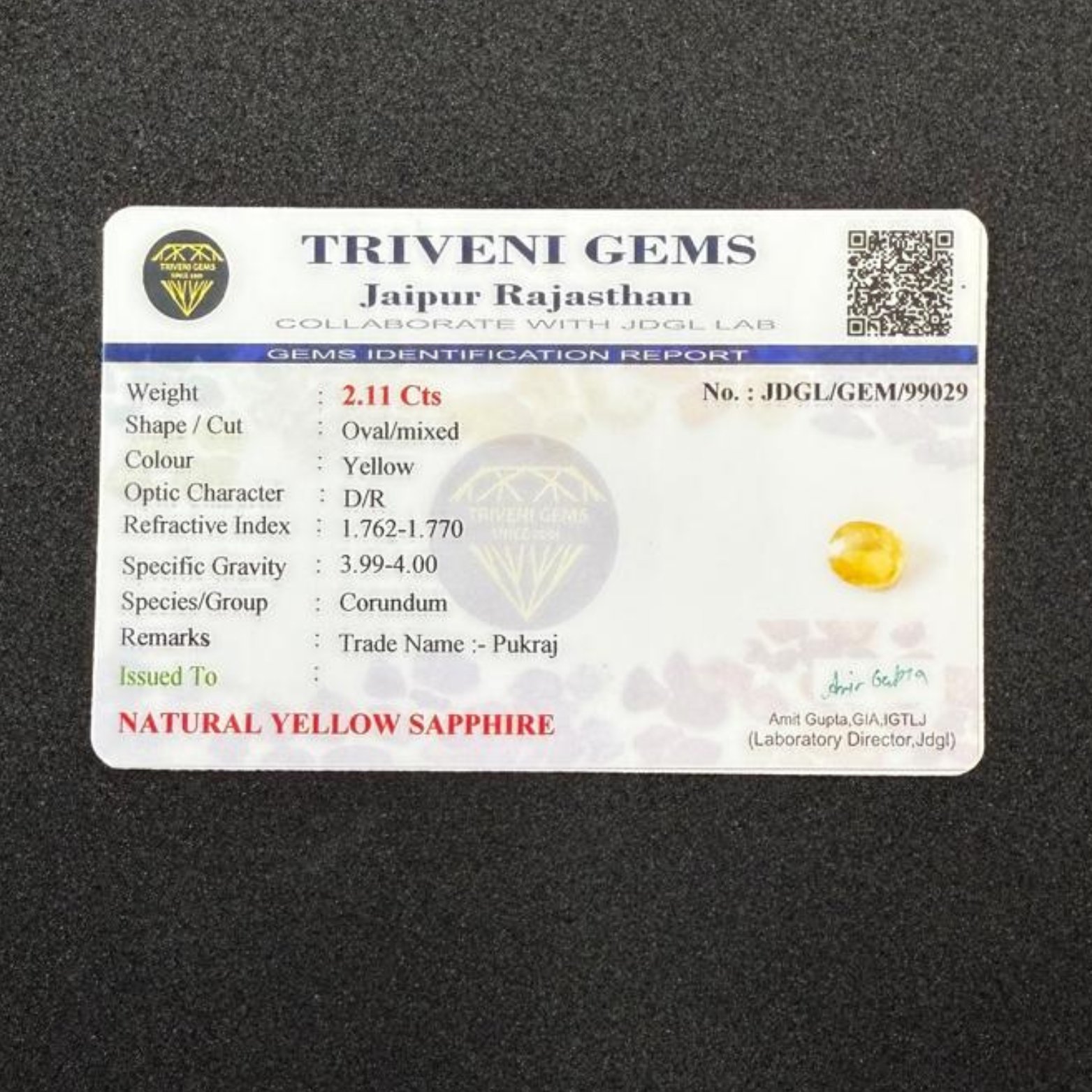 NATURAL YELLOW SAPPHIRE (2.11 Cts)